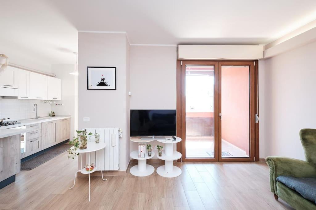 Porta Di Roma, Moderno Luminoso Con Wi-fi E Ac Lejlighed Rom