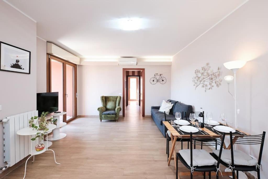 Porta Di Roma, Moderno Luminoso Con Wi-fi E Ac Lejlighed *